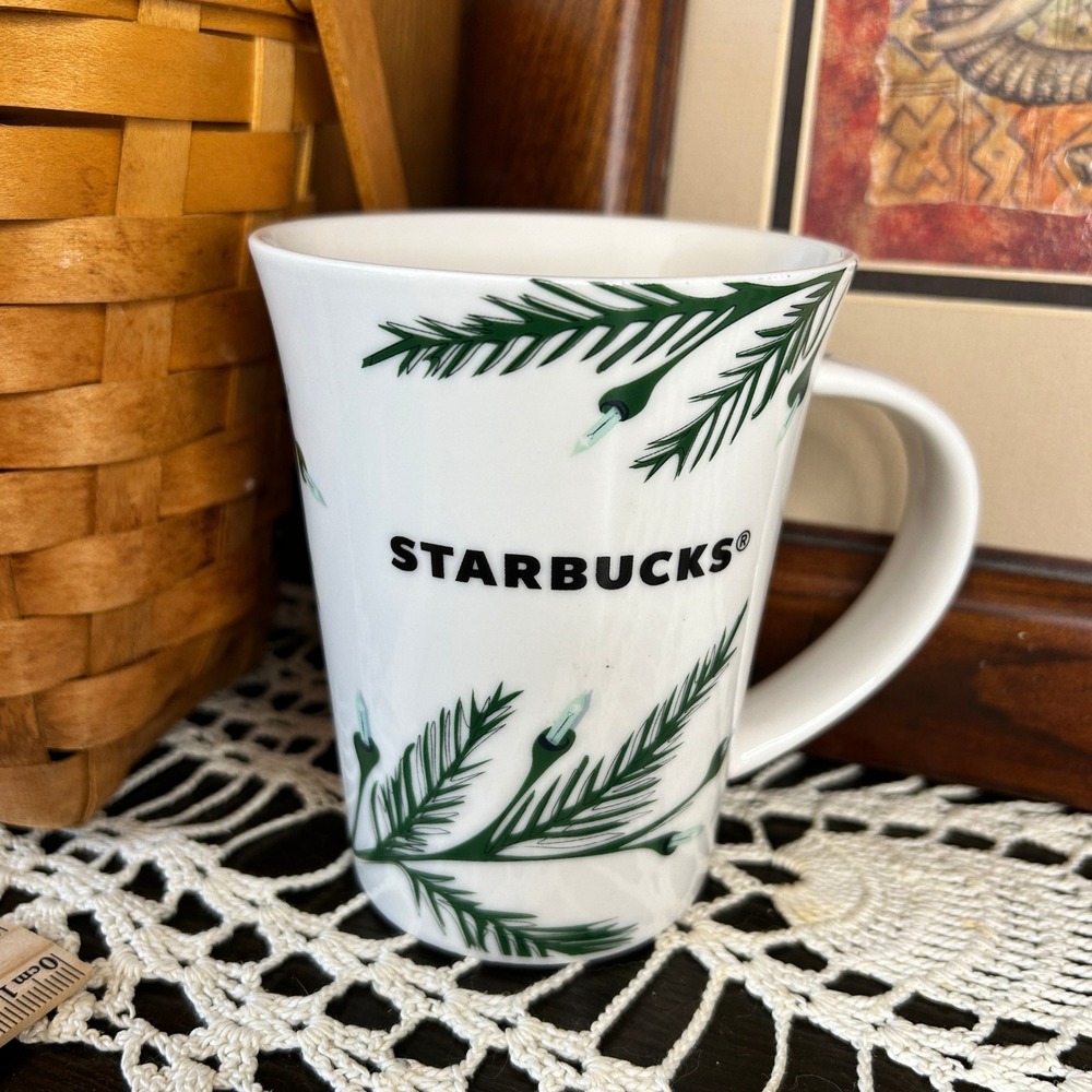 Starbucks 2020 Holiday Holly Coffee Mug – 10oz –‎ Christmas Gift